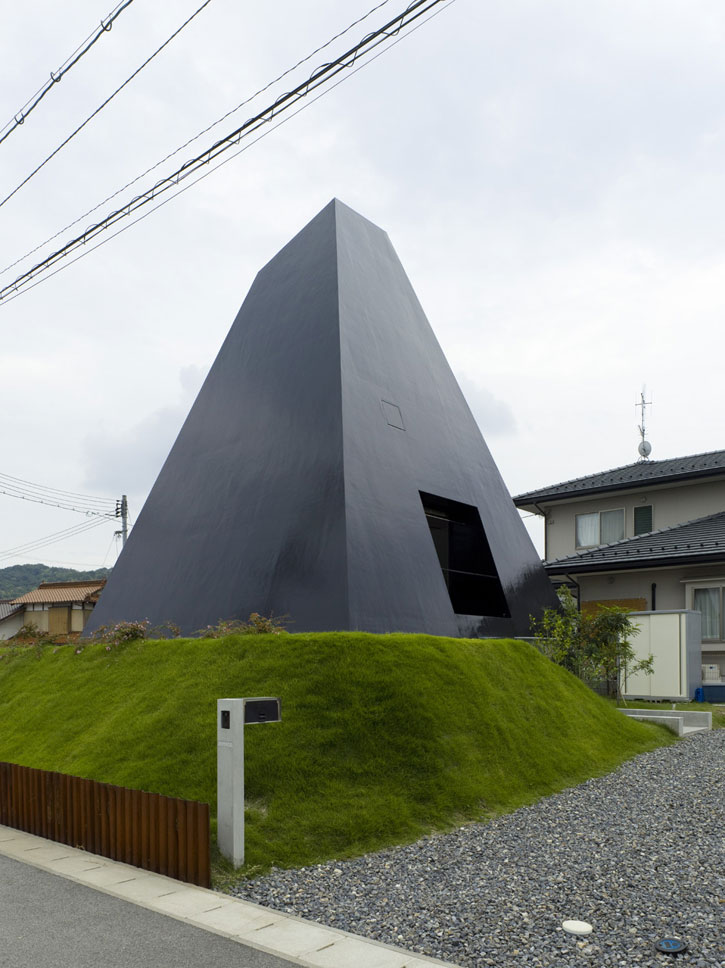 House_in_Saijo_by_suppose_architecture_yatzer_7